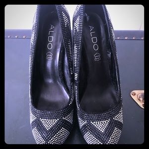 Aldo shoes that shine